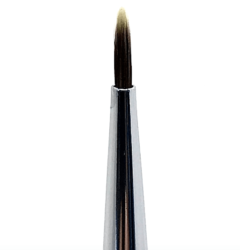 Eyeliner-sivellin silkkinylon